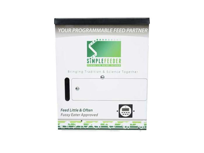 Futterautomat, Stall, Weide, Weidezelt, Feuchtfutter